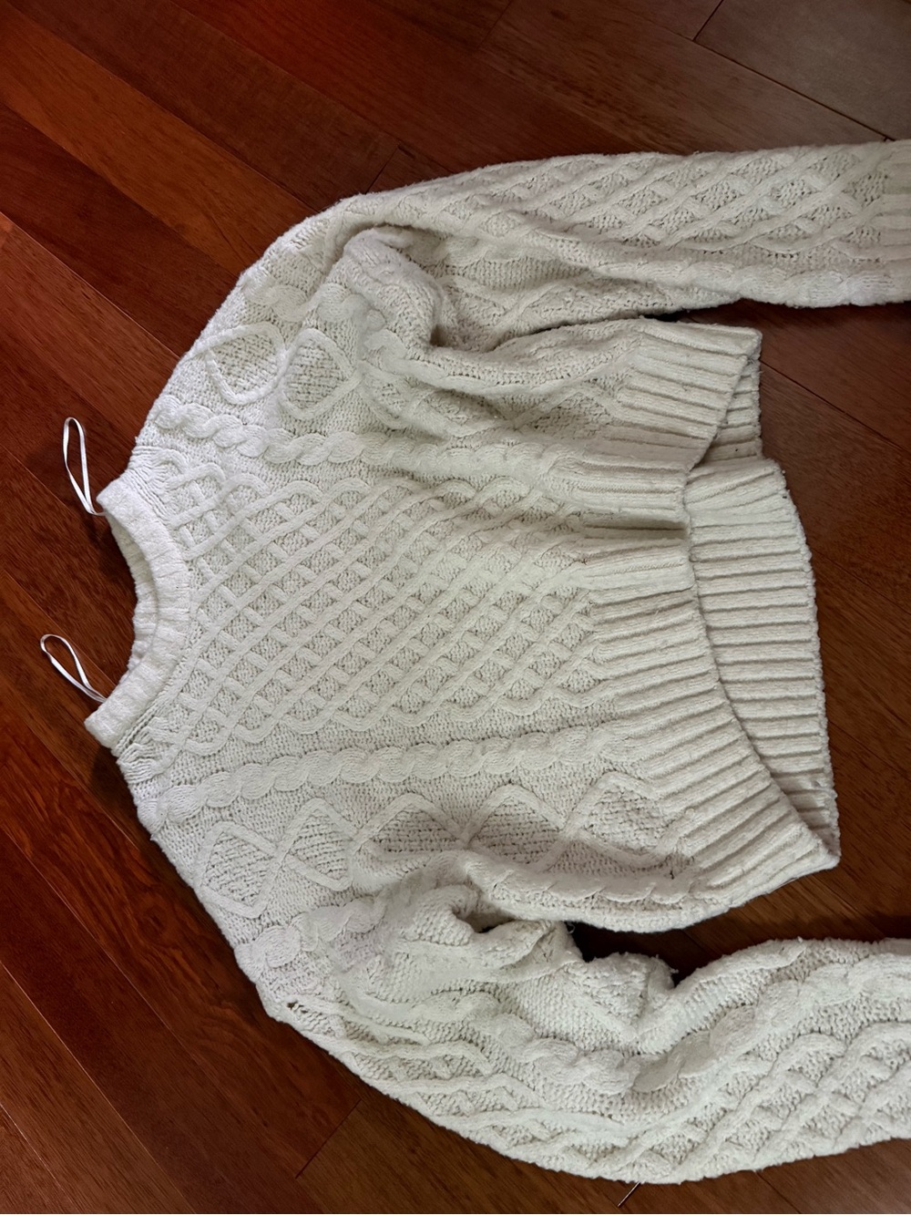 Cozy Super Soft Cable Knit Women’s Sweater - Cream